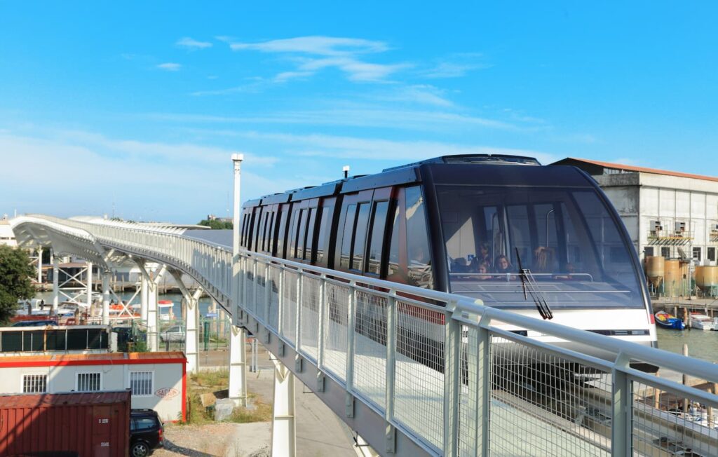 treno venezia tronchetto
